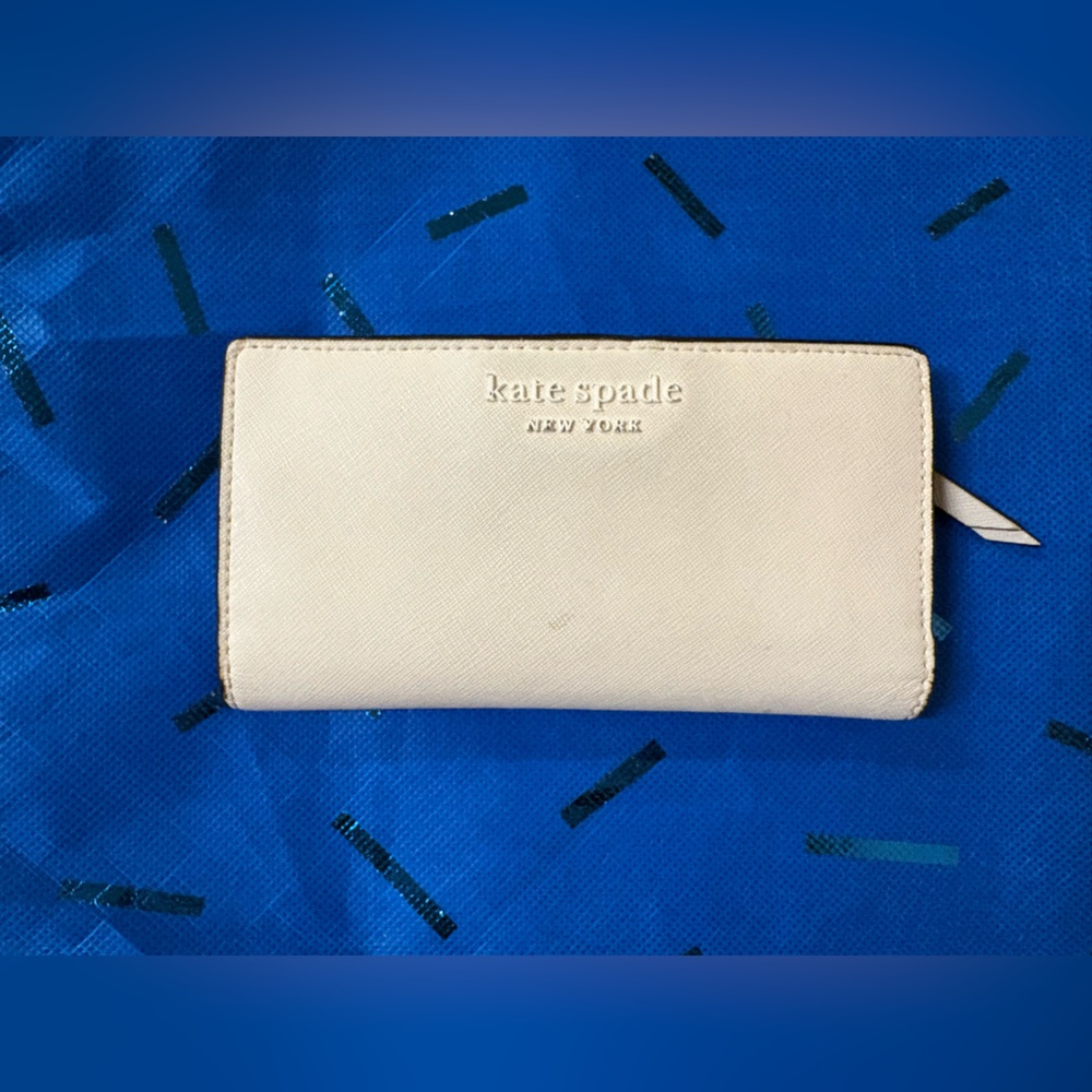 Kate Spade New York Saffiano Leather Compact Wallet – Cream & Lilac
